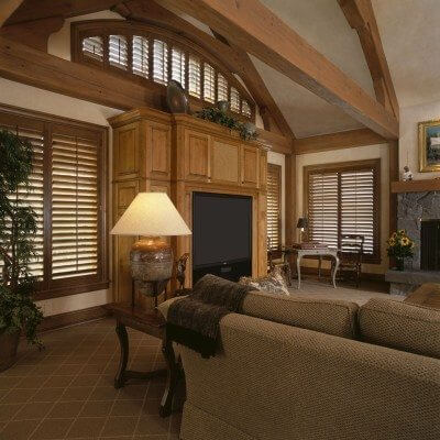 S032A-StB3Arch Wood Shutters photo