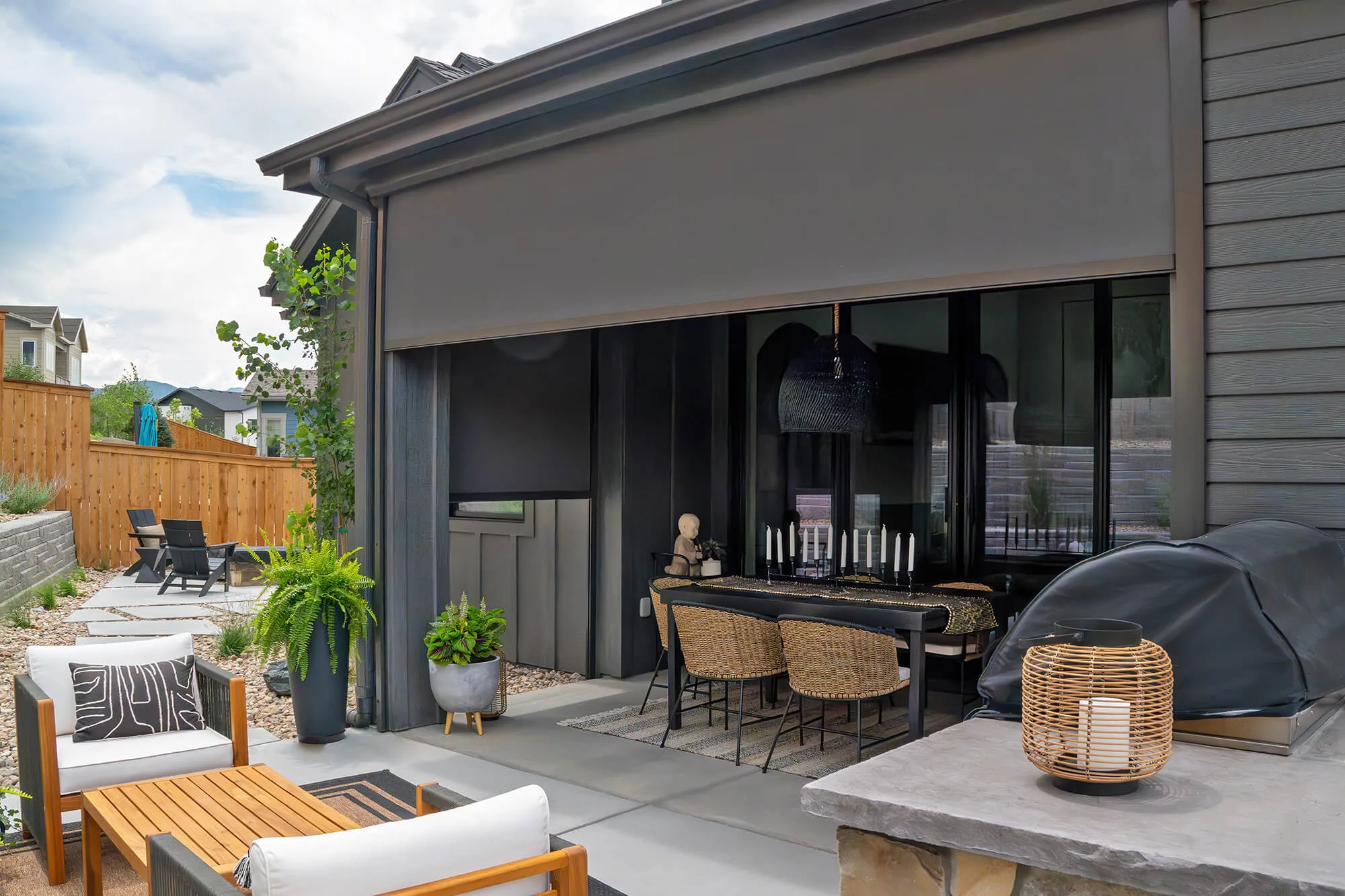 Oasis 2900 Solar Insect Screen | Innovative Openings