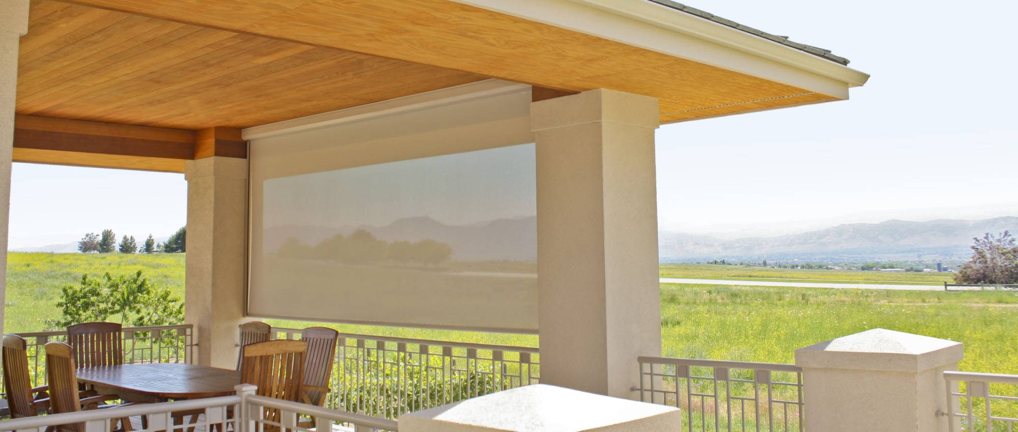 Oasis 2800 Patio Shade front range view