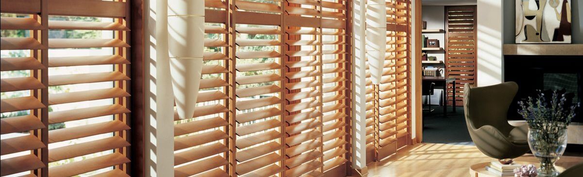 Hunter Douglas Heritance hardwood shutters