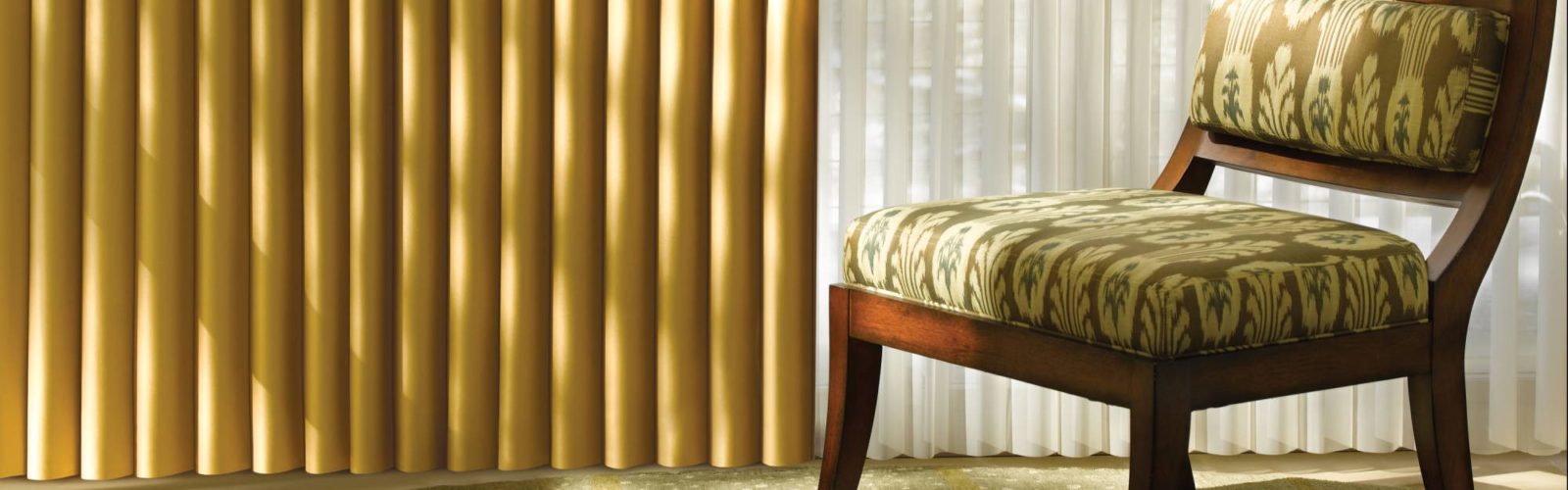 Luminette privacy sheers and modern draperies living room