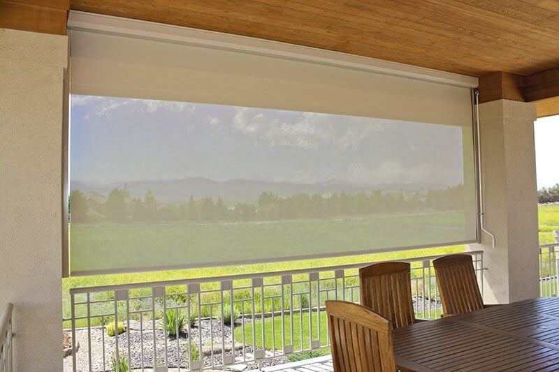 Oasis 2800 solar patio shade