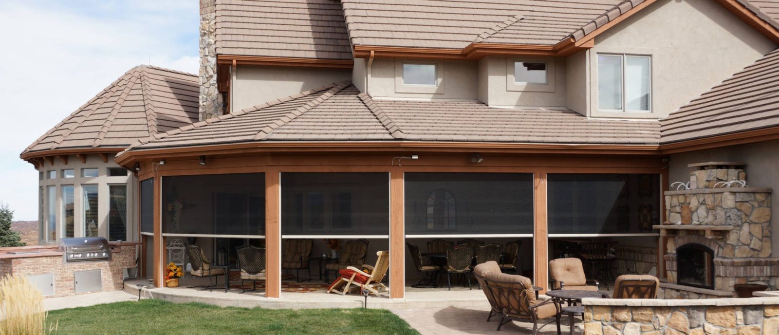 Oasis 2900 Retractable Insect Screen Patio Shades exterior POV wide angle