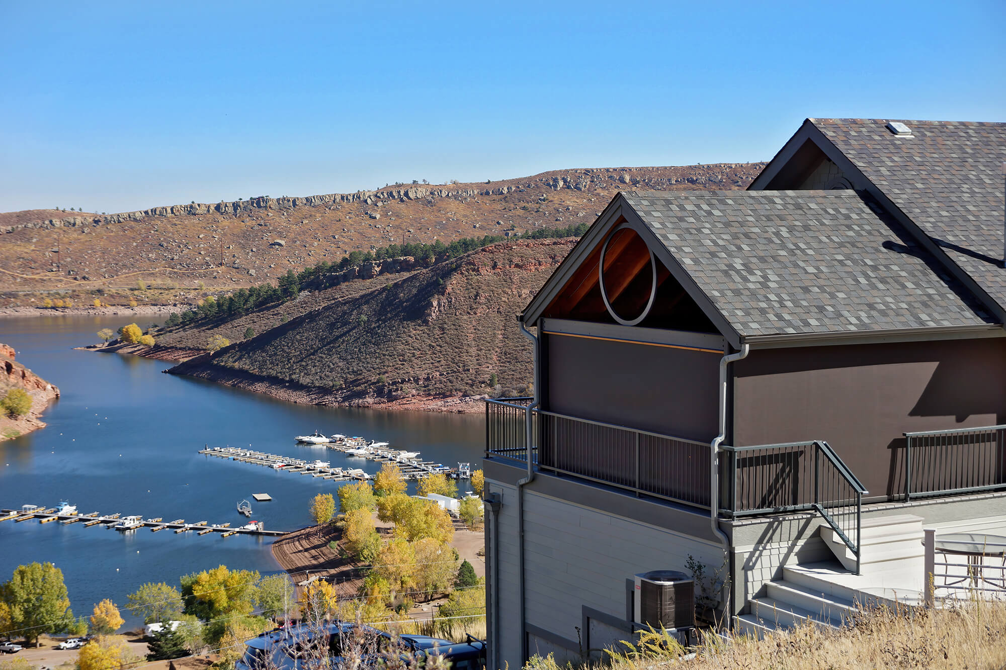 Oasis 2900 Patio Shades for lakeside insect protection