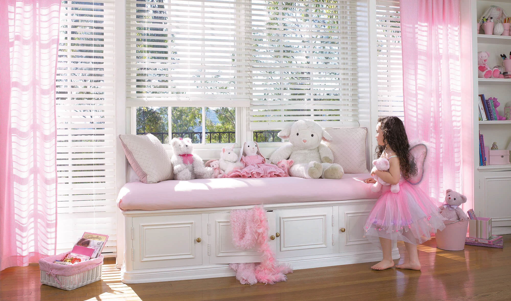 Everwood Alternative Wood blinds child safety bedroom