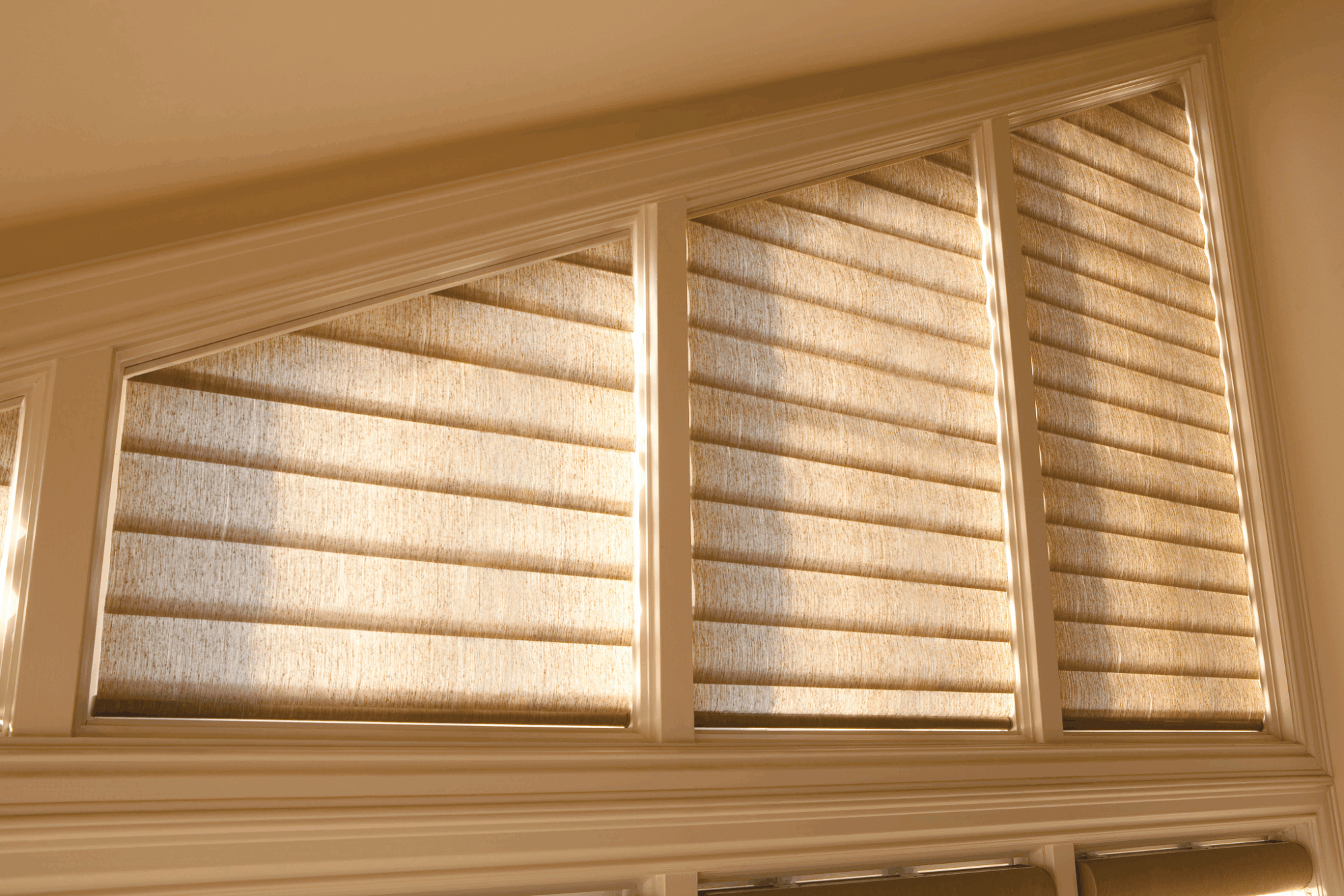 Hunter Douglas Pirouette closed vanes specialty shape trapezoids