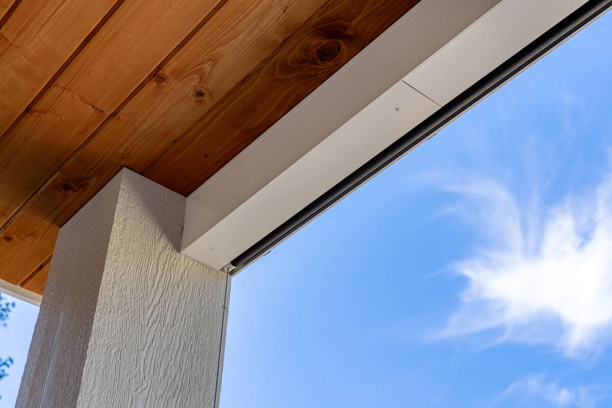 Hunter Douglas Designer Roller Blackout Shade